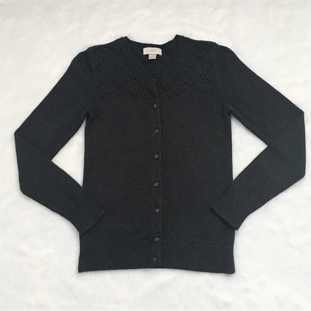 Like New Gray Ann Taylor Loft Cardigan Sweater
